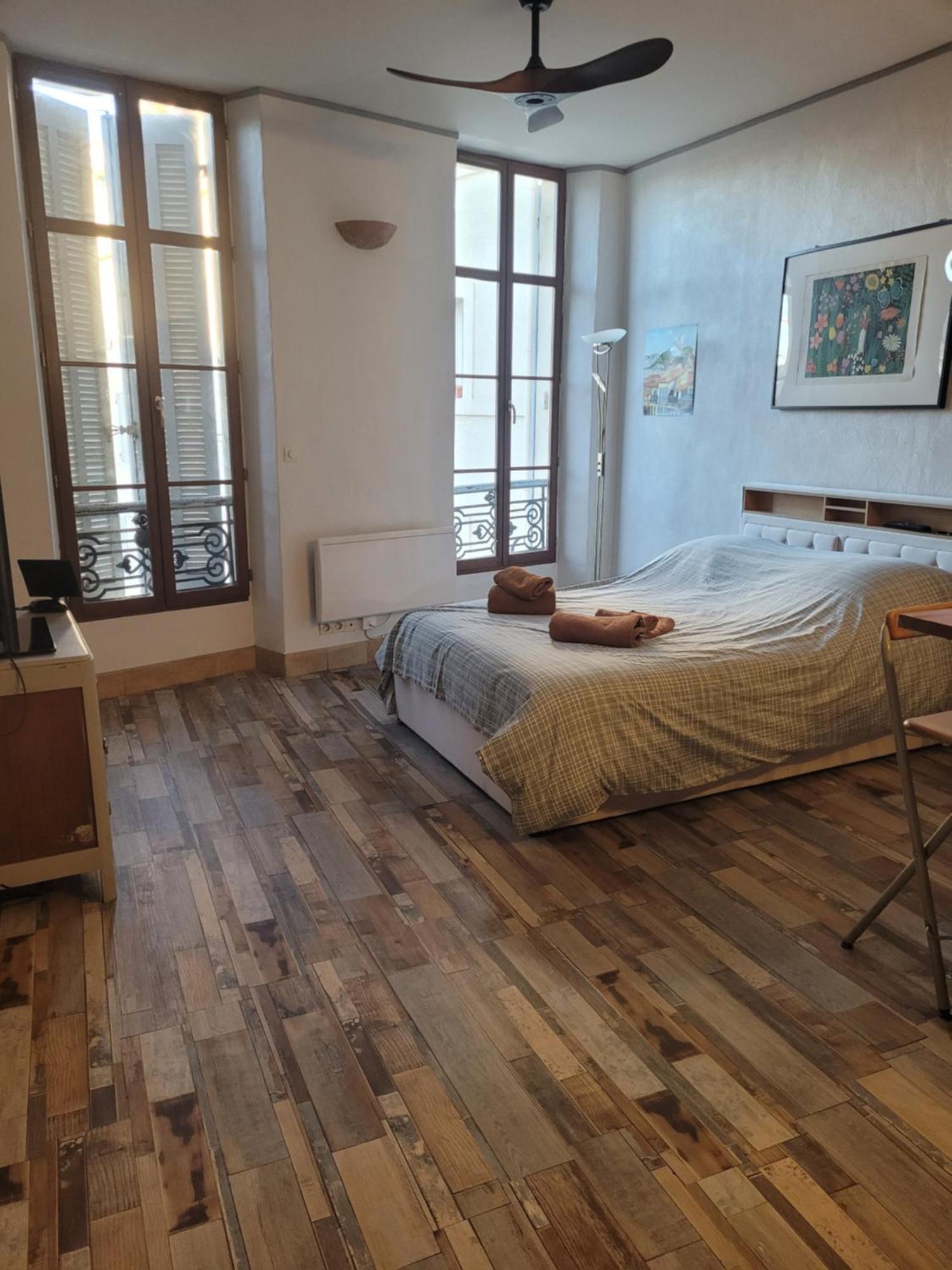 Studio Agreable Au Coeur Du Quartier Historique Marseille Extérieur photo